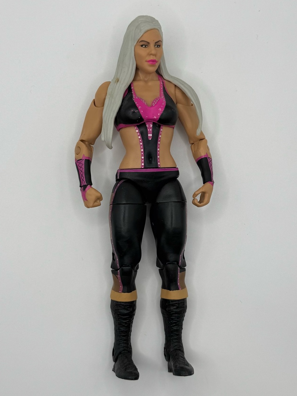 2016 WWE Mattel Basic Series 68A Dana Brooke